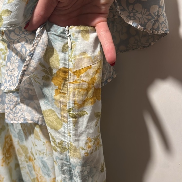 WE ARE KINDRED Giovanna floral Asymetrical tiered dress - Picture 6 of 7